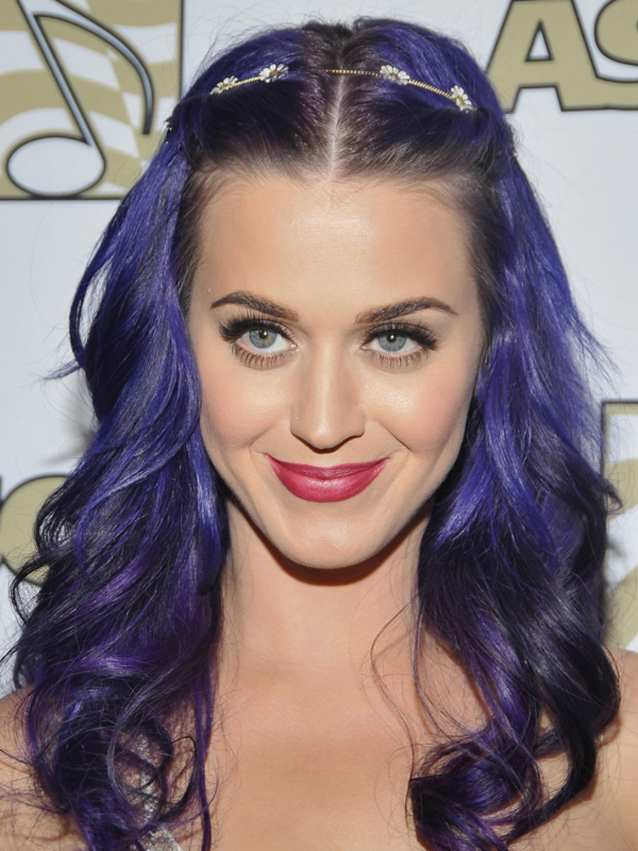Katy Perry Dyed Her Hair Purple and Anne Hathaway Got a ...
