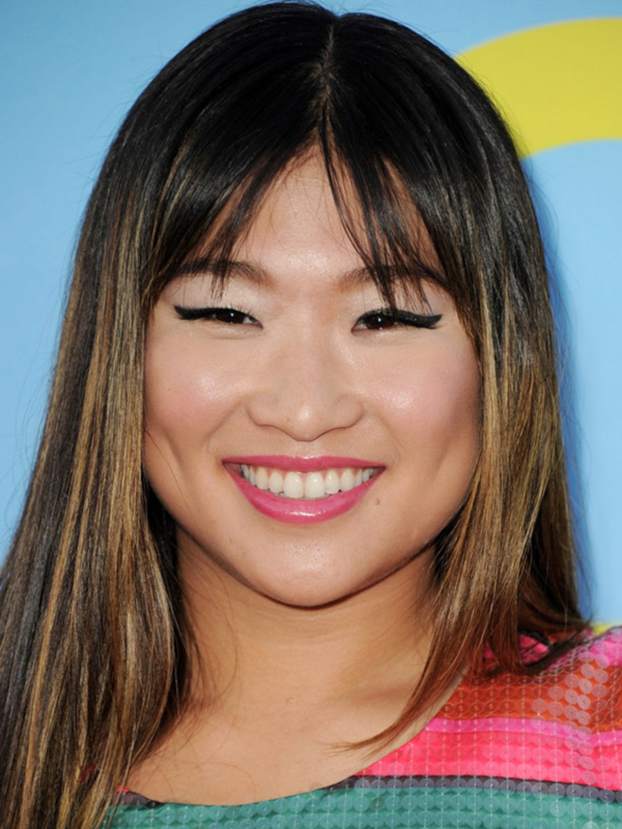 the best (and worst) bangs for pear-shaped faces